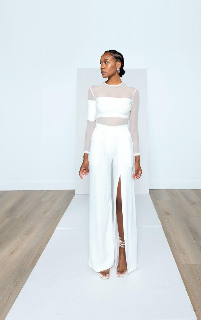 SAKU Long Sleeve Knit Top
