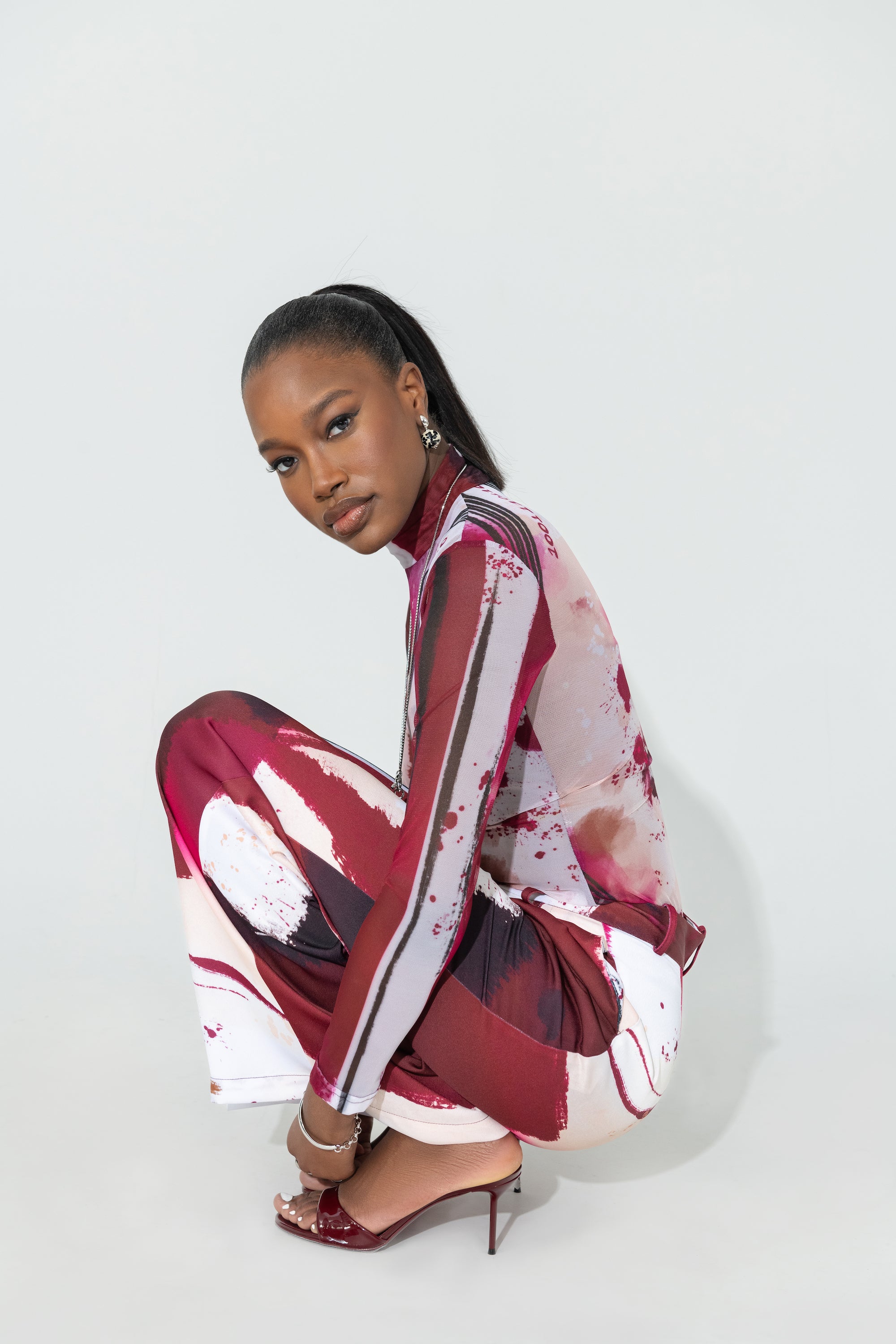 ISRAELLA KOBLA // Redefining Minimalism.
