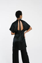 Load image into Gallery viewer, DAVITA | Kimono Sleeve Top with Open Back
